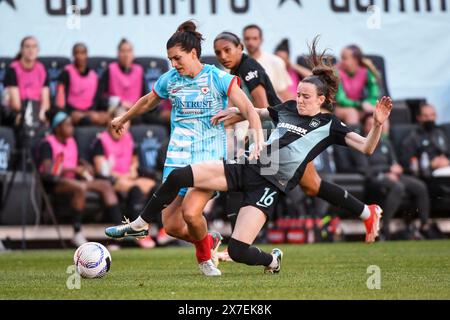 Harrison, Usa. Mai 2024. Harrison, USA, 19. Mai 2024: Cari Roccaro (4 Chicago Red Stars) und Rose Lavelle (16 Gotham FC) während des Spiels zwischen Gotham FC und Chicago Red Stars in der Red Bull Arena in Harrison, NJ United States (NUR REDAKTIONELLE VERWENDUNG). (Rebekah Wynkoop/SPP) Credit: SPP Sport Press Photo. /Alamy Live News Stockfoto