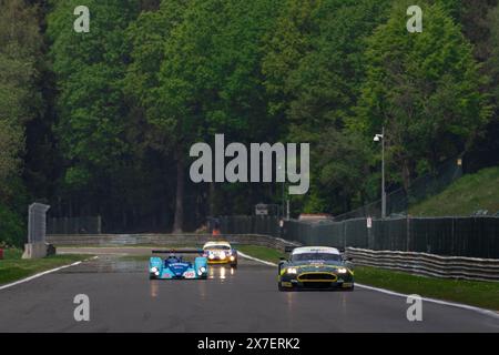 Stavelot, Belgien. Mai 2024. Die Fahrer treten beim Endurance Racing Legends Rennen am 19. Mai 2024 beim Spa-Classic 2024 auf dem Circuit de Spa-Francorchamps in Stavelot, Belgien, an. Quelle: Meng Dingbo/Xinhua/Alamy Live News Stockfoto