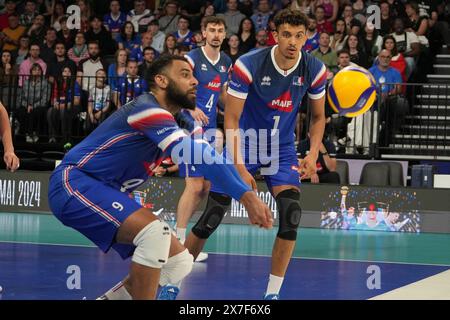 Orleans, Frankreich. Mai 2024. Earvin Ngapeth, Barthélémy Chinenyeze und Jean Patry von Frankreich während des Internationalen Freundschaftsvolleyballspiels zwischen Frankreich und den Niederlanden am 18. Mai 2024 in der Co'met Arena in Orleans, Frankreich. Foto Laurent Lairys/ABACAPRESS. COM Credit: Abaca Press/Alamy Live News Stockfoto