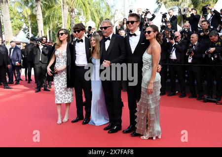 Lily Costner, Hayes Costner, Grace Avery Costner, Kevin Costner, Cayden Wyatt Costner und Annie Costner bei dem Photocall HORIZON AN AMERICAN SAGA bei den 77. Filnfestspielen in Cannes 19.05.2024 *** Lily Costner, Hayes Costner, Grace Avery Costner, Kevin Costner, Cayden Wyatt Costner und Annie Costner beim Photocall HORIZON AN AMERICAN SAGA beim 77. Cannes Film Festival 19 05 2024 Stockfoto