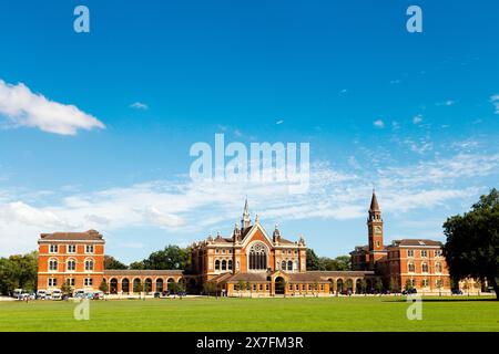 Außerhalb der Klasse II wurden 1869 Barry-Gebäude des Internats für Jungen des Dulwich College in London, England, aufgeführt Stockfoto