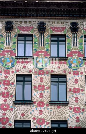 Österreich, Wien, Linke Wienzeile Nr. 40, Schloss Majolika-Haus, entworfen 1898 von Otto Wagner Stockfoto