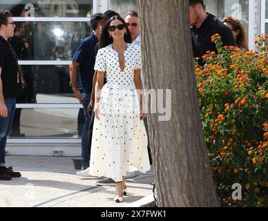 20. Mai 2024, Cannes, Cote D'azur, Frankreich: DEMI MOORE kommt für das 77. Jährliche Filmfestival von Cannes im Palais des Festivals in Cannes (Foto: © Mickael Chavet/ZUMA Press Wire) NUR ZUR REDAKTIONELLEN VERWENDUNG! Nicht für kommerzielle ZWECKE! Stockfoto