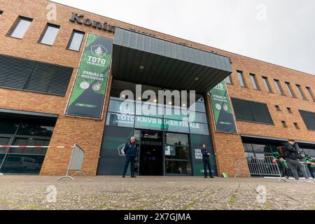Tilburg, Niederlande. Mai 2024. TILBURG, NIEDERLANDE - 20. MAI: Eine allgemeine Außenübersicht vor dem TOTO KNVB Cup Finale zwischen Ajax und Fortuna Sittard im Koning Willem II Stadion am 20. Mai 2024 in Tilburg, Niederlande. (Foto von Joris Verwijst/Orange Pictures) Credit: Orange Pics BV/Alamy Live News Stockfoto