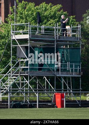 Glasgow, Schottland, Großbritannien. 18. Mai 2024: Das Finale des GCFA Cup 2024 zwischen Newlands AFC und Clydebank SMFC im Petershill Park, Glasgow. Stockfoto