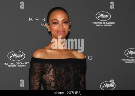 20. Mai 2024, Cannes, Cote D'azur, Frankreich: ZOE SALDANA posiert während des Fotoaufrufs vor ihrem Kering Women in Motion Talk während des 77. Jährlichen Filmfestivals von Cannes im Palais des Festivals in Cannes (Foto: © Mickael Chavet/ZUMA Press Wire) NUR REDAKTIONELLE VERWENDUNG! Nicht für kommerzielle ZWECKE! Stockfoto