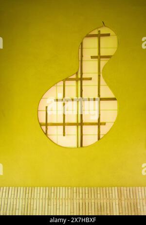 Japan, Kyoto, Taizoin Zen-Tempel, Fenster, Stockfoto