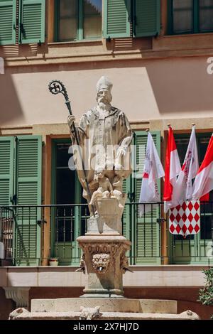 Monaco, Monaco - 25. Juni 2023: Nikolaus-Brunnen in Monaco Stockfoto