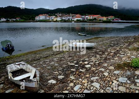 Flussmündung oder ria in Esteiro, Muros, A Coruña, Spanien Stockfoto