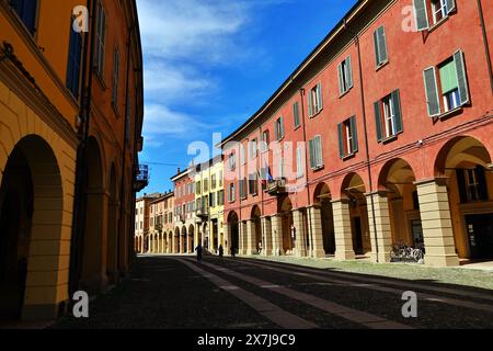 Bild des Stadtzentrums des Dorfes Correggio. Correggio, Reggio Emilia, Emilia Romagna, Italien Stockfoto
