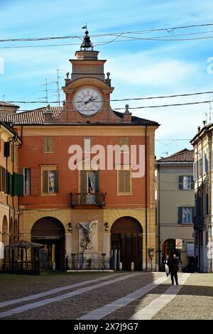 Bild des Stadtzentrums des Dorfes Correggio. Correggio, Reggio Emilia, Emilia Romagna, Italien Stockfoto