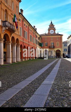 Bild des Stadtzentrums des Dorfes Correggio. Correggio, Reggio Emilia, Emilia Romagna, Italien Stockfoto