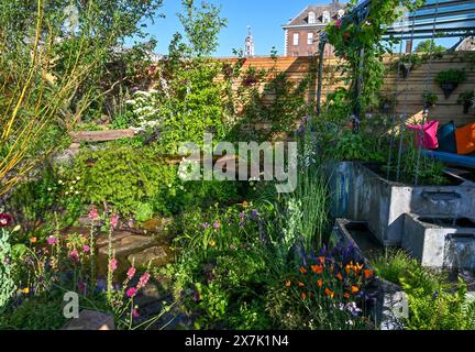 London, Großbritannien. Mai 2024. The Flood Re: The Flood Resilient Garden at the RHS Chelsea Flower Show, Royal Hospital Chelsea, London, UK. Quelle: LFP/Alamy Live News Stockfoto