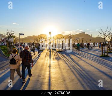 La Concha Promenade auf Höhe des Platzes Don Quijote y Sancho Panza. San Sebastian, Baskenland. Spanien. Stockfoto