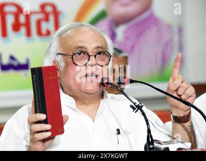 Patna, Indien. Mai 2024. PATNA, INDIEN – 19. MAI: Der Vorsitzende des Kongresses Jairam Ramesh hielt eine Pressekonferenz in Sadaquat Ashram am 19. Mai 2024 in Patna, Indien. (Foto: Santosh Kumar/Hindustan Times/SIPA USA) Credit: SIPA USA/Alamy Live News Stockfoto