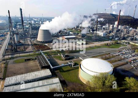 Raffinerie BP in Gelsenkirchen Scholven. BP Gelsenkirchen betreibt hier eine Raffinerie mit Petrochemikalien, Gelsenkirchen, 27.03.14, Gelsenkirchen Stockfoto