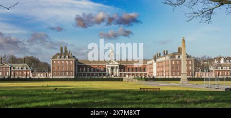 Royal Hospital Chelsea, London das Royal Hospital Chelsea, das, offenbar übersetzt wie „für die Unterstützung und Erleichterung von Veteranen gebrochen durch Alter und Wa Stockfoto