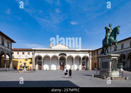 Florenz, Italien - 1. April 2019: Piazza der Annunziata mit der Basilika der Allerheiligsten Verkündigung (italienisch: Basilica della Santissima Annu) Stockfoto