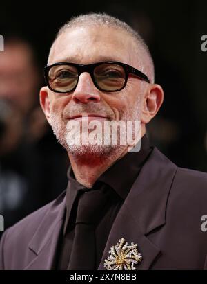 Cannes, Frankreich. Mai 2024. Der französische Schauspieler Vincent Cassel kommt am 20. Mai 2024 zur Vorführung des Films „die Grabtucher“ bei der 77. Ausgabe der Filmfestspiele in Cannes, Südfrankreich. Quelle: Gao Jing/Xinhua/Alamy Live News Stockfoto