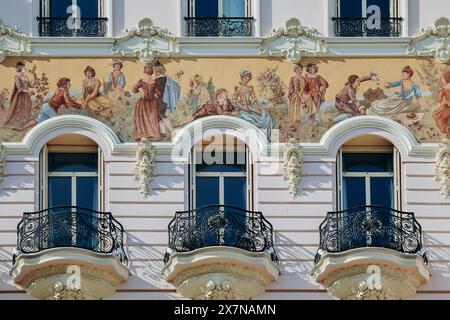 Monaco, Monaco - 14. Mai 2023: Die schöne Fassade des Eremitage Hotels in Monte Carlo Stockfoto