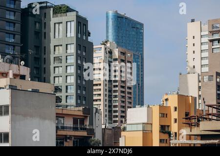 Blick auf die Wolkenkratzer von Beirut in der Achrafieh-Gegend Stockfoto