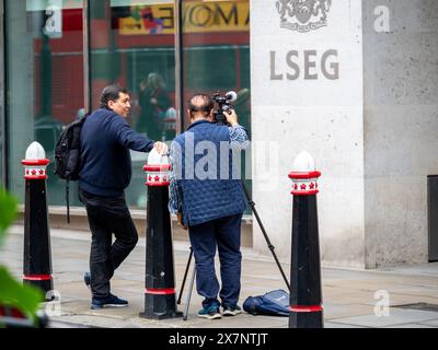 LSEG London Stock Exchange - Filmcrew vor der LSEG am 10 Paternoster Square London. Stockfoto