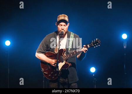 Kopenhagen, Dänemark. Mai 2024. Der isländische Sänger, Musiker und Songwriter Asgeir gibt ein Live-Konzert im Bremen Teater in Kopenhagen. (Foto: Gonzales Photo - Flemming Bo Jensen). Stockfoto