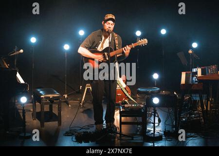 Kopenhagen, Dänemark. Mai 2024. Der isländische Sänger, Musiker und Songwriter Asgeir gibt ein Live-Konzert im Bremen Teater in Kopenhagen. (Foto: Gonzales Photo - Flemming Bo Jensen). Stockfoto