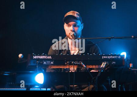 Kopenhagen, Dänemark. Mai 2024. Der isländische Sänger, Musiker und Songwriter Asgeir gibt ein Live-Konzert im Bremen Teater in Kopenhagen. (Foto: Gonzales Photo - Flemming Bo Jensen). Stockfoto