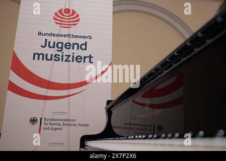 Lübeck Themenbild - Jugend musiziert Bundeswettbewerb, 20.05.2024 Themenbild - Jugend musiziert Bundeswettbewerb, 20.05.2024 Jugend musiziert 61. Bundeswettbewerb 2024 Deutscher Musikrat im Kolosseum Festsaal. *** Lübeck Themenbild Jugend musiziert Landeswettbewerb, 20 05 2024 Themenbild Jugend musiziert Landeswettbewerb, 20 05 2024 Jugend musiziert 61 Landeswettbewerb 2024 Deutscher Musikrat im Kolosseum Festsaal Copyright: XEibner-Pressefoto/JonasxLohrmannx EP JLN Stockfoto