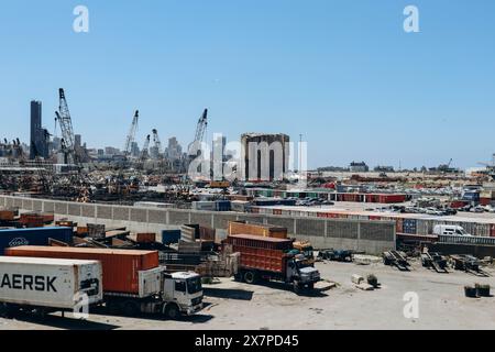 Beirut, Libanon — 24.04.2023: Gebiet der massiven Explosion im Hafen von Beirut, am 4. August 2020. Stockfoto