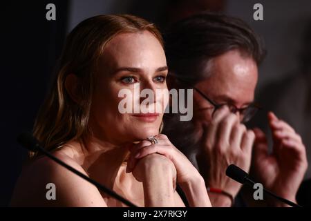 Diane Kruger nimmt an der Pressekonferenz Les Linceuls während des 77. Jährlichen Filmfestivals in Cannes am 21. Mai 2024 im Palais des Festivals Teil. (Foto: Beata Zawrzel/NurPhoto) Stockfoto