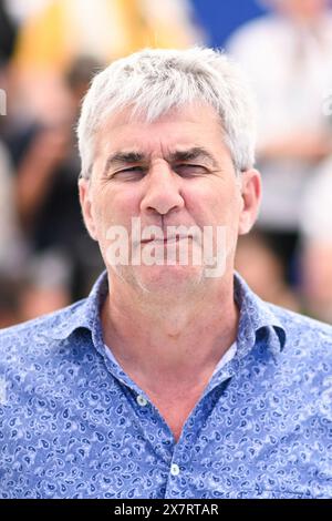 Cannes, Frankreich. Mai 2024. Alain Guiraudie nahm am 21. Mai 2024 am Misericorde Photocall im Rahmen der 77. Internationalen Filmfestspiele in Cannes Teil. Foto: Aurore Marechal/ABACAPRESS. COM Credit: Abaca Press/Alamy Live News Stockfoto
