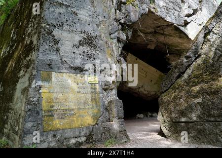 Ketrzyn, Gierloz, Polen - 11. Mai 2024 - Goring's Bunker bei Wolf's Lügner Stockfoto