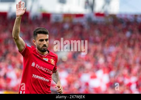 Lodz, Polen. Mai 2024. Fran Alvarez von Widzew weht während des Polnischen PKO Ekstraklasa League-Spiels zwischen Widzew Lodz und Lech Poznan im Widzew Lodz Municipal Stadium. Endergebnis: Widzew Lodz 1:1 Lech Poznan. (Foto: Mikolaj Barbanell/SOPA Images/SIPA USA) Credit: SIPA USA/Alamy Live News Stockfoto