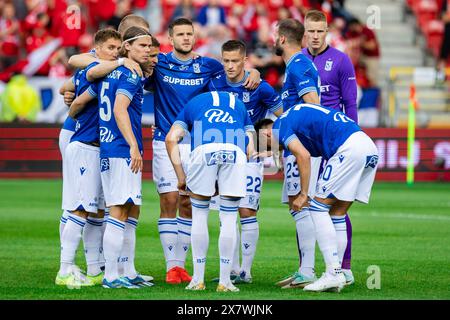 Lodz, Polen. Mai 2024. Das Team von Lech Poznan wurde während des Polnischen PKO Ekstraklasa League-Spiels zwischen Widzew Lodz und Lech Poznan im Widzew Lodz Municipal Stadium gesehen. Endergebnis: Widzew Lodz 1:1 Lech Poznan. (Foto: Mikolaj Barbanell/SOPA Images/SIPA USA) Credit: SIPA USA/Alamy Live News Stockfoto