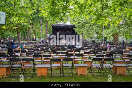 20240521 PK anl. Der Saisoneroeffnung Theater im Park WIEN, OESTERREICH - 21. MAI: Sujet - Pressekonferenz anlaesslich der -Theater im Park- Saisoneroeffnung 2024 am Belvedere am 21. Mai 2024 in Wien, Oesterreich. 240521 SEPA 17 025 Copyright: XIsabellexOuvrardx SEPAxMedia Stockfoto