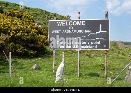 Willkommen in West Ardnamurchan, dem westlichsten Punkt auf dem britischen Festlandschild am Kilchoan Ferry Terminal, Argyll and Bute, Schottland, Großbritannien Stockfoto