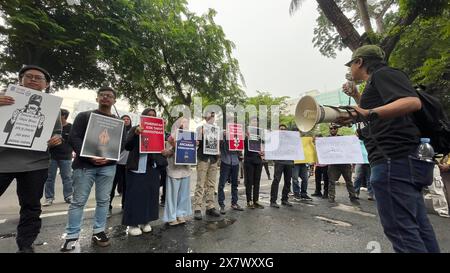 Medan, Indonesien. Mai 2024. Indonesische Journalisten hielten am 21. Mai 2024 eine Demonstration in Medan ab, Indonesien, um den Gesetzesentwurf (RUU) Nr. 32/2002 über den Rundfunk abzulehnen, der als Behinderung der journalistischen Pflichten und der Pressefreiheit angesehen wird. (Foto: Hendro Budiman/INA Photo Agency/SIPA USA) Credit: SIPA USA/Alamy Live News Stockfoto