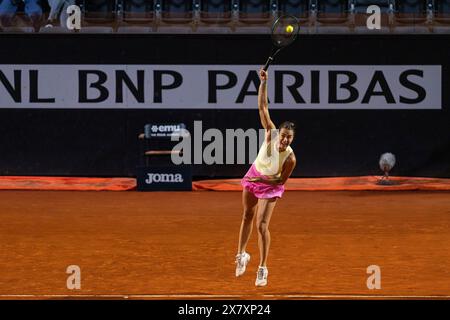 Aryna Sabalenka kämpfte gegen Danielle Collins aus den Vereinigten Staaten im Halbfinale am 11. Tag der Internazionali BNL D’Italia 2024 im Foro Italico in Rom. Aryna Sabalenka gewann gegen Danielle Collins mit 7:5, 6-2 Stockfoto