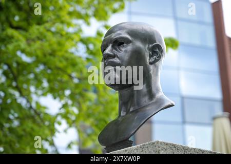 Büste Walther Rathenau, Straße der Erinnerung, Spreebogen, Moabit, Mitte, Berlin, Deutschland Stockfoto