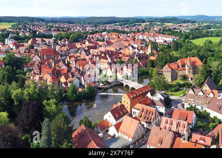 Blick aus der Vogelperspektive auf Lauf an der Pegnitz mit Blick auf die historische Altstadt. Lauf an der Pegnitz, Mittelfranken, Bayern, Deutschland, Europa Stockfoto
