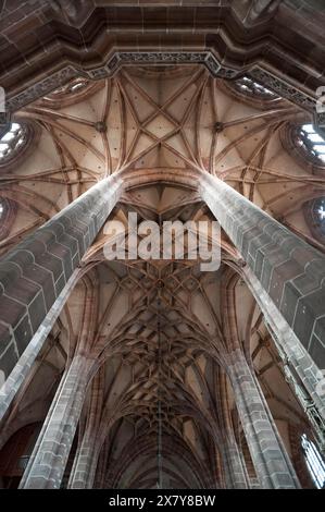 Gotisches Gewölbe, fertiggestellt 1477, St. Lorenz Kirche, Nürnberg, Mittelfranken, Bayern, Deutschland, Europa Stockfoto