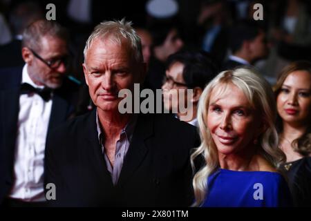 Cannes, Frankreich. Mai 2024. Sting und Trudie Styler nehmen am 77. Jährlichen Filmfestival in Cannes am Palais des Festivals am 21. Mai 2024 am Roten Teppich von Parthenope Teil. (Kreditbild: © Beata Zawrzel/ZUMA Press Wire) NUR REDAKTIONELLE VERWENDUNG! Nicht für kommerzielle ZWECKE! Stockfoto