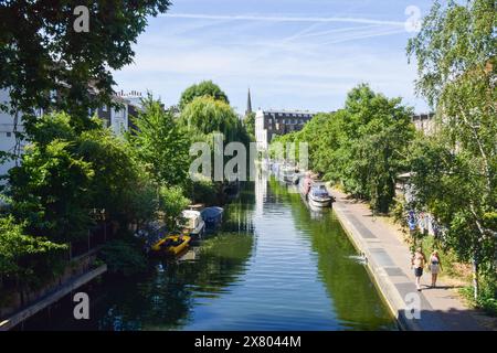 London, Großbritannien. Juli 2022. Blick auf den Regent's Canal in Primrose Hill an einem sonnigen Tag. Quelle: Vuk Valcic/Alamy Stockfoto