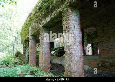 Ketrzyn, Gierloz, Polen - 11. Mai 2024 - Reichsmarschall Hermann Goring Haus bleibt bei Wolfs Lügner Stockfoto