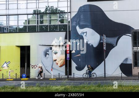 Wandgemälde in einem Gebäude in der Caecilien Street, Köln, Deutschland. ***BITTE BEACHTEN SIE: RECHTE DRITTER AN DEM GEZEIGTEN KUNSTWERK SIND VOM NUTZER ZU KLÄREN Stockfoto