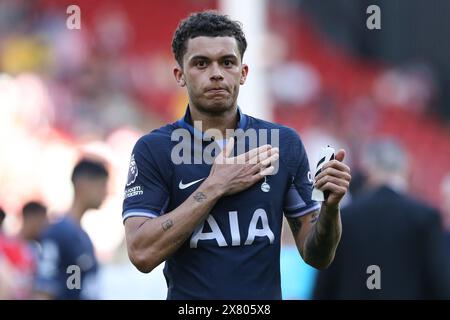 Tottenham Hotspur's Brennan Johnson am Ende des Premier League-Spiels in der Bramall Lane, Sheffield. Bilddatum: Sonntag, 19. Mai 2024. Stockfoto