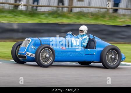 Volker Hichert 1947 in seinem Delage D6S-3L während des Parnell Cup. 2024 Goodwood 81. Mitgliederversammlung, Sussex, Vereinigtes Königreich Stockfoto