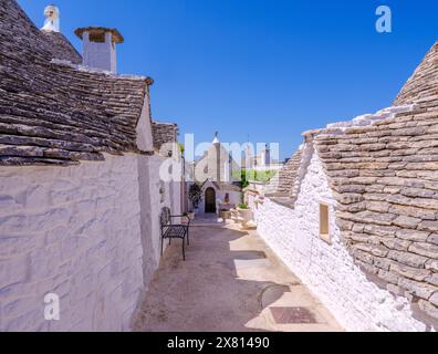 Romantisches Trulli, Bed and Breakfast Trulli Häuser von Alberobello, UNESCO-Weltkulturerbe Alberobello, Bari, Apulien, Süditalien, Italien, Europa Stockfoto